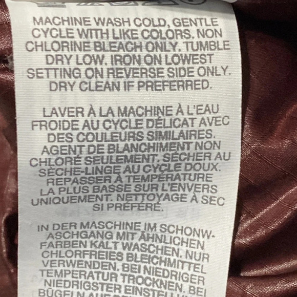 J.Crew Shiny Burgundy Down Filled Quilted Puffer Vest Size XS - Picture 9 of 9